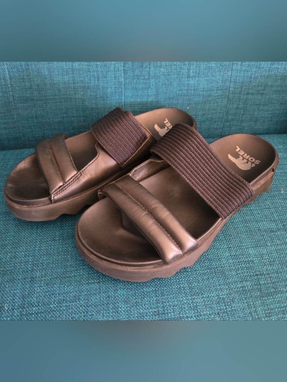 NWOB SOREL Viibe Slide Black Puff Slip on Sandals Size 9.5 US